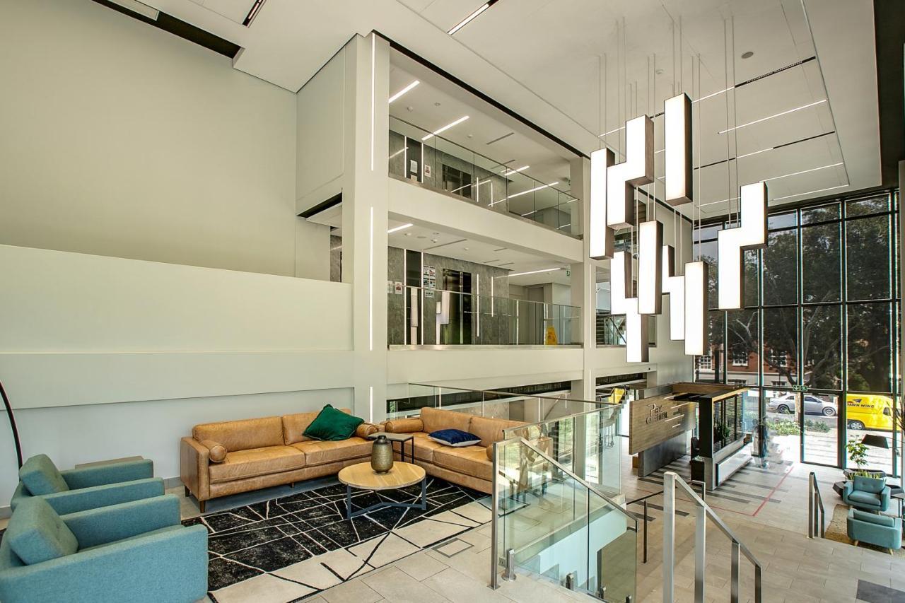 The Park Central Residence - With Generator Johannesburg Exterior photo