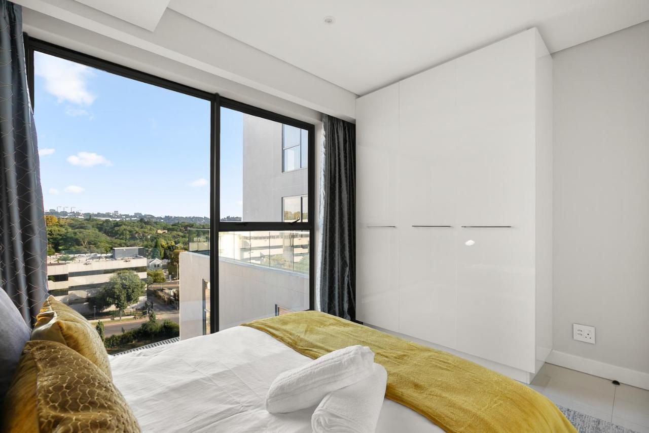 The Park Central Residence - With Generator Johannesburg Exterior photo